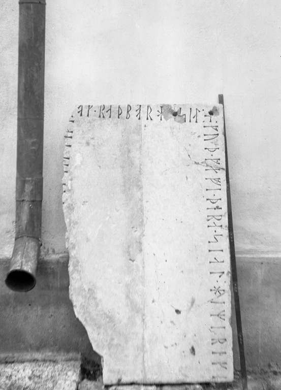 Runic inscription