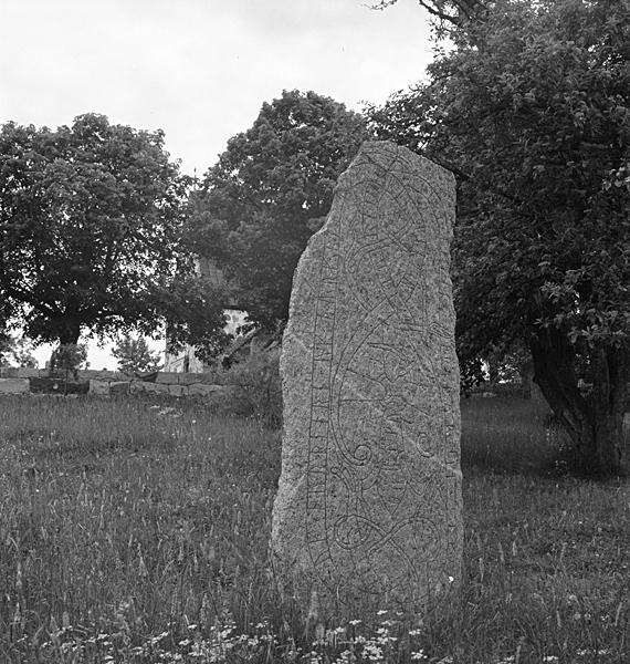 Runic inscription